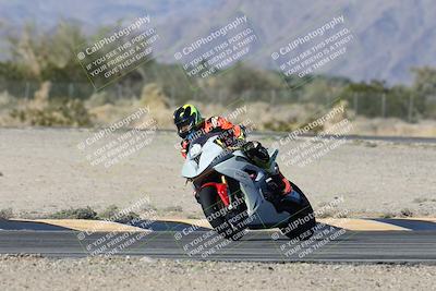 media/Dec-04-2025-Racers Edge (Thu) [[5ebc9f124d]]/3-B Group/1-Session 1 (Turn 7)/